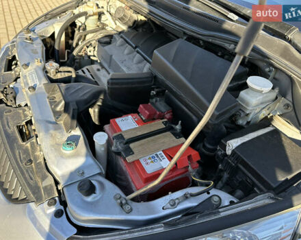 Серый Мицубиси Грандис, объемом двигателя 2.4 л и пробегом 276 тыс. км за 6800 $, фото 44 на Automoto.ua