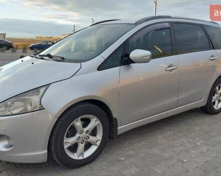 Сірий Міцубісі Грандіс, об'ємом двигуна 2.38 л та пробігом 296 тис. км за 7000 $, фото 1 на Automoto.ua