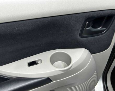 Сірий Міцубісі Грандіс, об'ємом двигуна 2.4 л та пробігом 274 тис. км за 8300 $, фото 18 на Automoto.ua