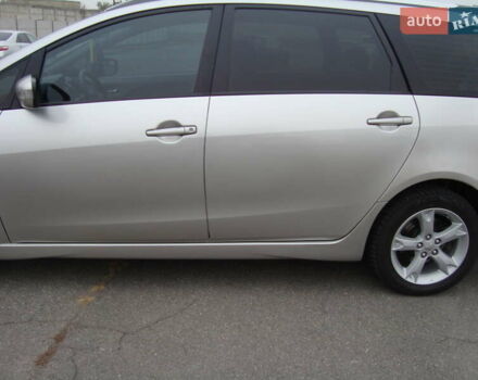 Серый Мицубиси Грандис, объемом двигателя 2.38 л и пробегом 258 тыс. км за 7999 $, фото 6 на Automoto.ua