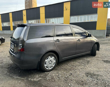 Сірий Міцубісі Грандіс, об'ємом двигуна 2.38 л та пробігом 207 тис. км за 6700 $, фото 7 на Automoto.ua
