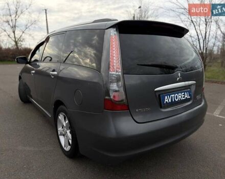 Серый Мицубиси Грандис, объемом двигателя 2.38 л и пробегом 220 тыс. км за 5700 $, фото 27 на Automoto.ua