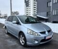 Серый Мицубиси Грандис, объемом двигателя 2 л и пробегом 270 тыс. км за 3200 $, фото 1 на Automoto.ua