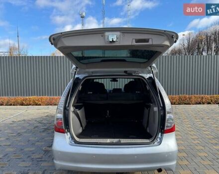 Серый Мицубиси Грандис, объемом двигателя 2.4 л и пробегом 190 тыс. км за 7099 $, фото 29 на Automoto.ua