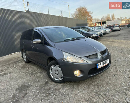 Сірий Міцубісі Грандіс, об'ємом двигуна 2.38 л та пробігом 207 тис. км за 6700 $, фото 2 на Automoto.ua