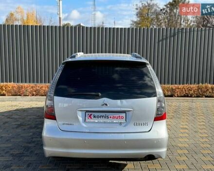 Сірий Міцубісі Грандіс, об'ємом двигуна 2.4 л та пробігом 190 тис. км за 7099 $, фото 7 на Automoto.ua
