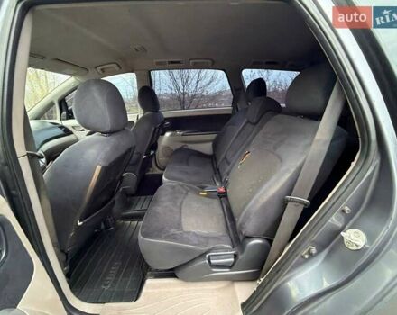 Серый Мицубиси Грандис, объемом двигателя 2.38 л и пробегом 220 тыс. км за 5700 $, фото 31 на Automoto.ua