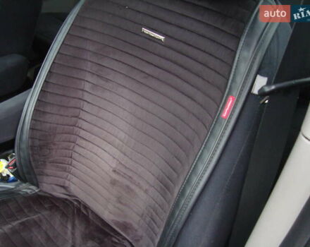 Серый Мицубиси Грандис, объемом двигателя 2.38 л и пробегом 258 тыс. км за 7999 $, фото 11 на Automoto.ua