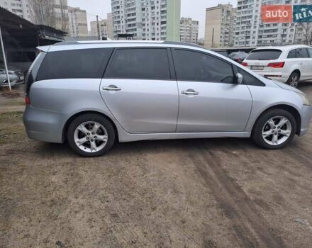 Серый Мицубиси Грандис, объемом двигателя 2.4 л и пробегом 351 тыс. км за 8000 $, фото 2 на Automoto.ua