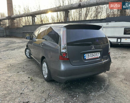 Сірий Міцубісі Грандіс, об'ємом двигуна 2.38 л та пробігом 207 тис. км за 6700 $, фото 12 на Automoto.ua