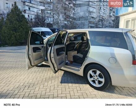 Сірий Міцубісі Грандіс, об'ємом двигуна 2.4 л та пробігом 250 тис. км за 6700 $, фото 13 на Automoto.ua