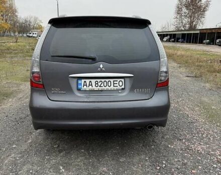 Сірий Міцубісі Грандіс, об'ємом двигуна 2.4 л та пробігом 196 тис. км за 7200 $, фото 2 на Automoto.ua