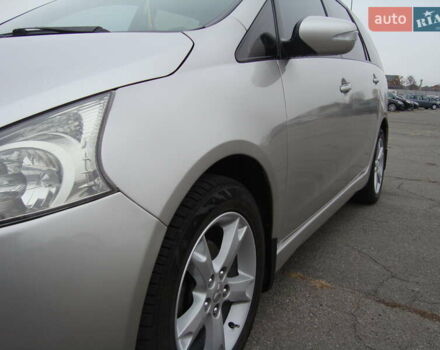 Серый Мицубиси Грандис, объемом двигателя 2.38 л и пробегом 258 тыс. км за 7999 $, фото 7 на Automoto.ua