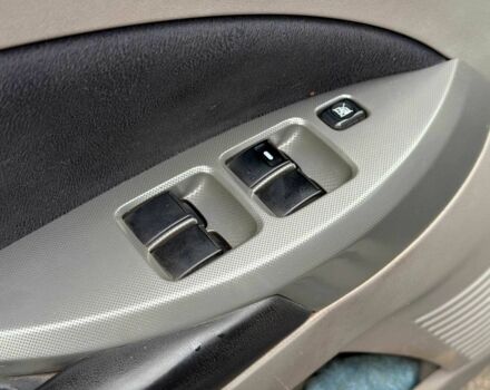 Серый Мицубиси Грандис, объемом двигателя 2.4 л и пробегом 220 тыс. км за 5700 $, фото 12 на Automoto.ua