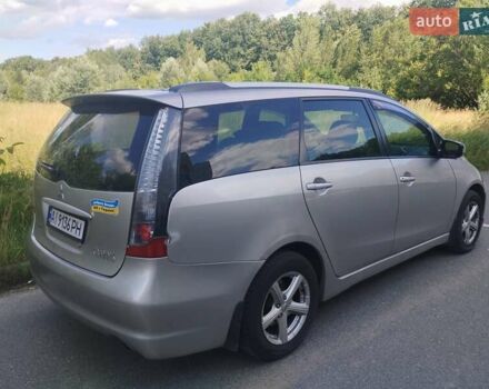 Серый Мицубиси Грандис, объемом двигателя 2.4 л и пробегом 363 тыс. км за 6100 $, фото 1 на Automoto.ua