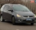 Серый Мицубиси Грандис, объемом двигателя 2.38 л и пробегом 220 тыс. км за 5700 $, фото 3 на Automoto.ua