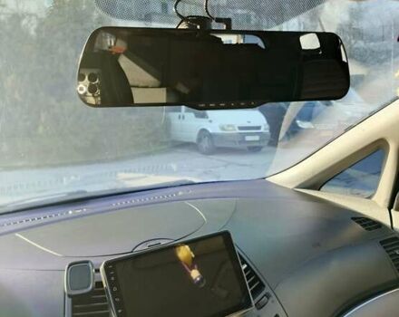 Сірий Міцубісі Грандіс, об'ємом двигуна 2.4 л та пробігом 250 тис. км за 6700 $, фото 3 на Automoto.ua