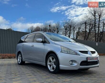 Сірий Міцубісі Грандіс, об'ємом двигуна 2.4 л та пробігом 190 тис. км за 7099 $, фото 10 на Automoto.ua