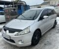 Сірий Міцубісі Грандіс, об'ємом двигуна 2.4 л та пробігом 255 тис. км за 4900 $, фото 1 на Automoto.ua