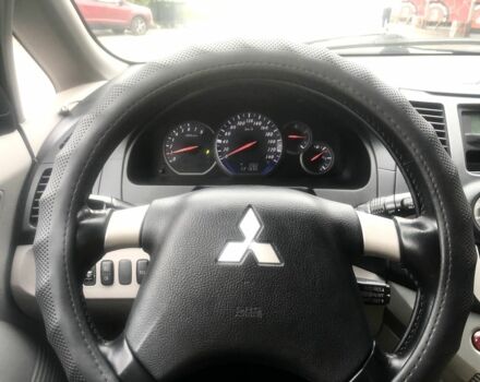 Серый Мицубиси Грандис, объемом двигателя 2.4 л и пробегом 222 тыс. км за 7800 $, фото 12 на Automoto.ua