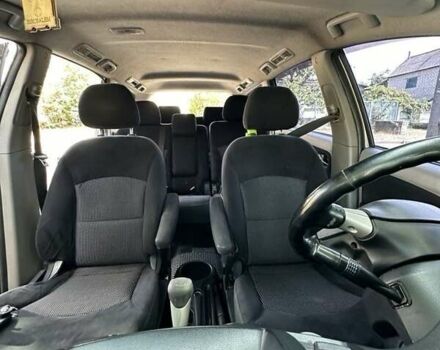 Серый Мицубиси Грандис, объемом двигателя 2.4 л и пробегом 415 тыс. км за 4800 $, фото 6 на Automoto.ua