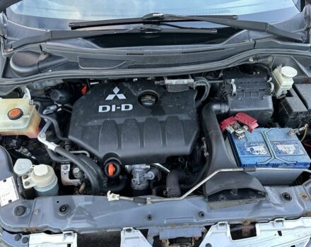 Мицубиси Грандис 2009 в Коломые на Automoto.ua Серый Мицубиси Грандис, объемом двигателя 0 л и пробегом 392 тыс. км за 2600 $, фото 9 на Automoto.ua