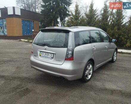 Серый Мицубиси Грандис, объемом двигателя 2.4 л и пробегом 153 тыс. км за 6900 $, фото 9 на Automoto.ua