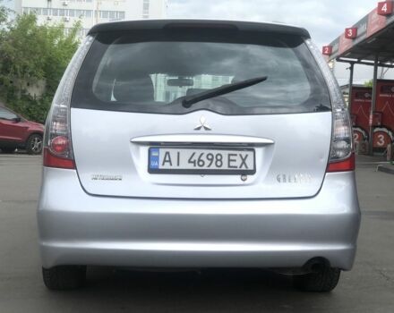 Серый Мицубиси Грандис, объемом двигателя 2.4 л и пробегом 222 тыс. км за 7800 $, фото 3 на Automoto.ua