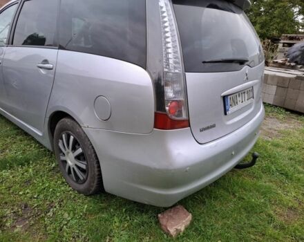 Сірий Міцубісі Грандіс, об'ємом двигуна 2 л та пробігом 237 тис. км за 3500 $, фото 2 на Automoto.ua