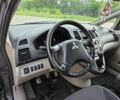 Серый Мицубиси Грандис, объемом двигателя 0 л и пробегом 288 тыс. км за 2500 $, фото 9 на Automoto.ua