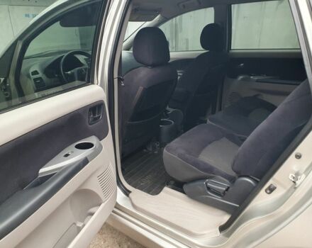 Серый Мицубиси Грандис, объемом двигателя 2.4 л и пробегом 220 тыс. км за 6000 $, фото 7 на Automoto.ua