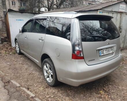 Серый Мицубиси Грандис, объемом двигателя 2.4 л и пробегом 220 тыс. км за 6000 $, фото 6 на Automoto.ua