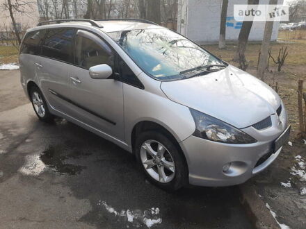 Міцубісі Грандіс 2004 у Києві на Automoto.ua Сірий Міцубісі Грандіс, об'ємом двигуна 2.4 л та пробігом 199 тис. км за 7000 $, фото 1 на Automoto.ua