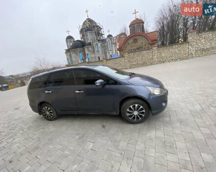Серый Мицубиси Грандис, объемом двигателя 2 л и пробегом 290 тыс. км за 5700 $, фото 1 на Automoto.ua