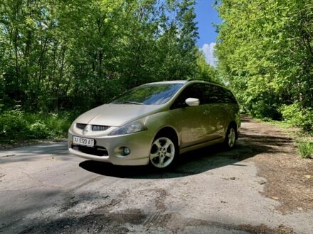 Мицубиси Грандис 2006 в Харькове на Automoto.ua Серый Мицубиси Грандис, объемом двигателя 2.4 л и пробегом 250 тыс. км за 6300 $, фото 1 на Automoto.ua