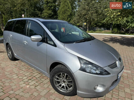 Сірий Міцубісі Грандіс, об'ємом двигуна 1.97 л та пробігом 219 тис. км за 4999 $, фото 1 на Automoto.ua