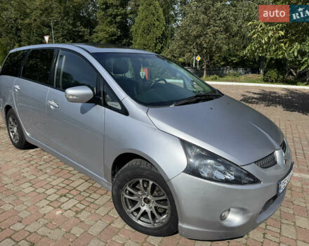 Сірий Міцубісі Грандіс, об'ємом двигуна 1.97 л та пробігом 219 тис. км за 4999 $, фото 1 на Automoto.ua