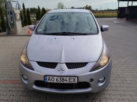 Мицубиси Грандис 2006 в Мукачеве на Automoto.ua Серый Мицубиси Грандис, объемом двигателя 2 л и пробегом 400 тыс. км за 6200 $, фото 1 на Automoto.ua
