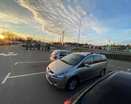 Сірий Міцубісі Грандіс, об'ємом двигуна 2.4 л та пробігом 309 тис. км за 6000 $, фото 1 на Automoto.ua