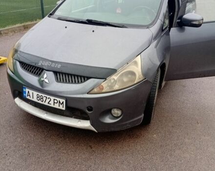 Серый Мицубиси Грандис, объемом двигателя 2 л и пробегом 334 тыс. км за 4300 $, фото 1 на Automoto.ua