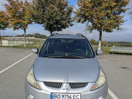 Мицубиси Грандис 2007 в Кременце на Automoto.ua Серый Мицубиси Грандис, объемом двигателя 2.38 л и пробегом 268 тыс. км за 5900 $, фото 1 на Automoto.ua