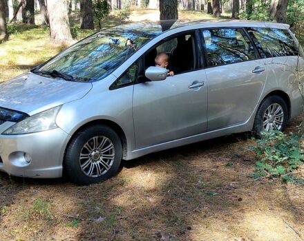 Сірий Міцубісі Грандіс, об'ємом двигуна 2.4 л та пробігом 190 тис. км за 6200 $, фото 1 на Automoto.ua