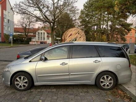 Серый Мицубиси Грандис, объемом двигателя 2 л и пробегом 300 тыс. км за 3499 $, фото 1 на Automoto.ua