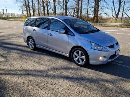 Сірий Міцубісі Грандіс, об'ємом двигуна 2.38 л та пробігом 182 тис. км за 6199 $, фото 1 на Automoto.ua