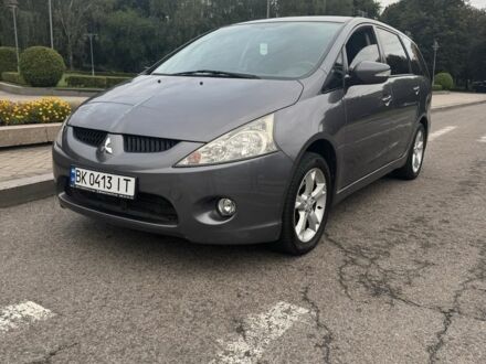 Міцубісі Грандіс 2008 у Рівному на Automoto.ua Сірий Міцубісі Грандіс, об'ємом двигуна 2.4 л та пробігом 280 тис. км за 3550 $, фото 1 на Automoto.ua