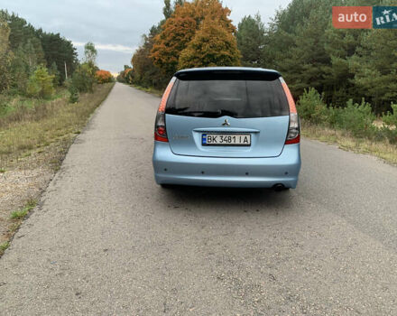 Синий Мицубиси Грандис, объемом двигателя 2.38 л и пробегом 320 тыс. км за 4800 $, фото 6 на Automoto.ua