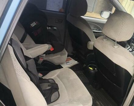 Синий Мицубиси Грандис, объемом двигателя 2.4 л и пробегом 350 тыс. км за 5450 $, фото 6 на Automoto.ua