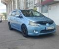 Синий Мицубиси Грандис, объемом двигателя 2.38 л и пробегом 238 тыс. км за 4000 $, фото 1 на Automoto.ua