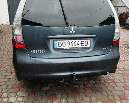 Синий Мицубиси Грандис, объемом двигателя 2 л и пробегом 250 тыс. км за 5500 $, фото 2 на Automoto.ua