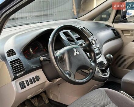 Синій Міцубісі Грандіс, об'ємом двигуна 2.4 л та пробігом 250 тис. км за 6490 $, фото 6 на Automoto.ua